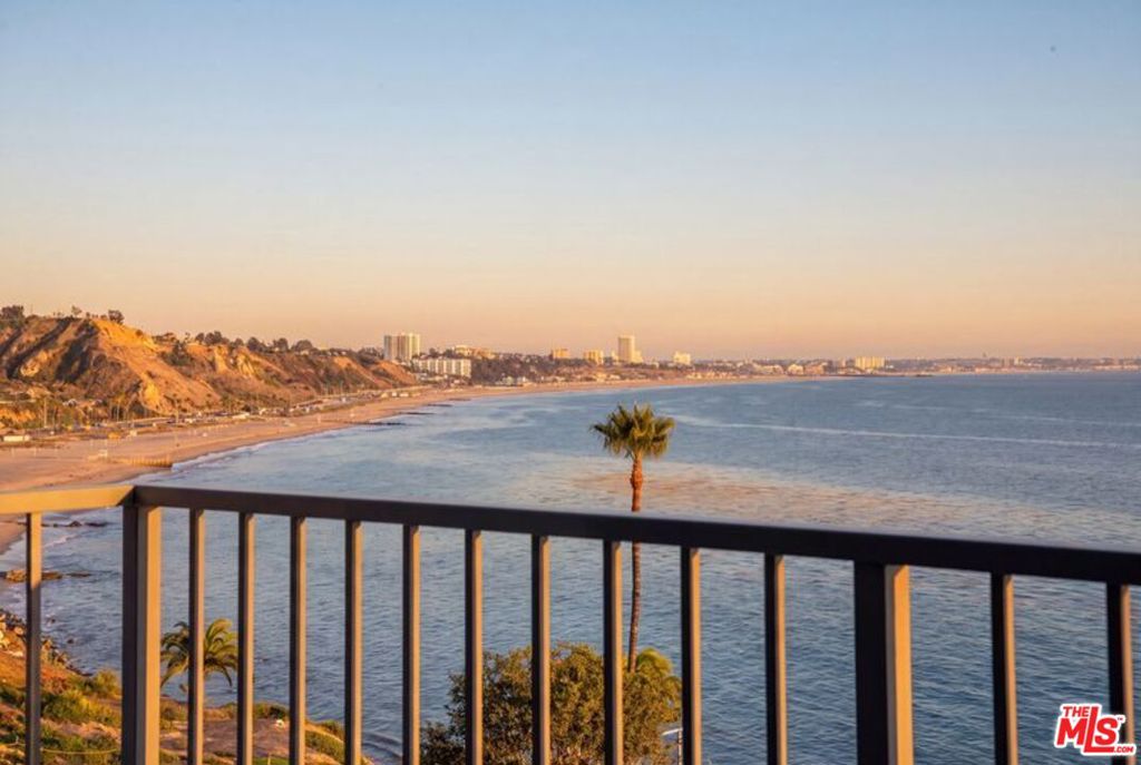 17350 W Sunset Boulevard 703C