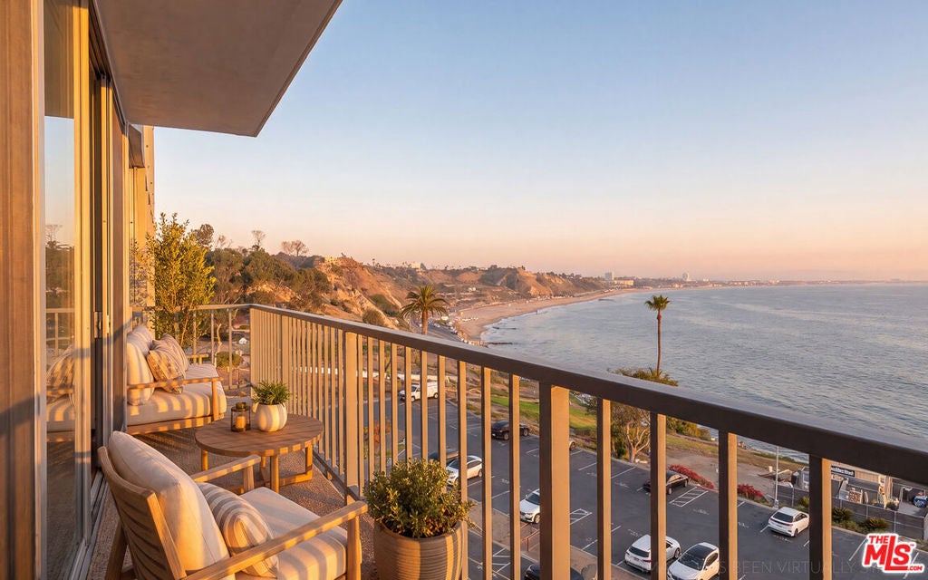 17350 W Sunset Boulevard 703C