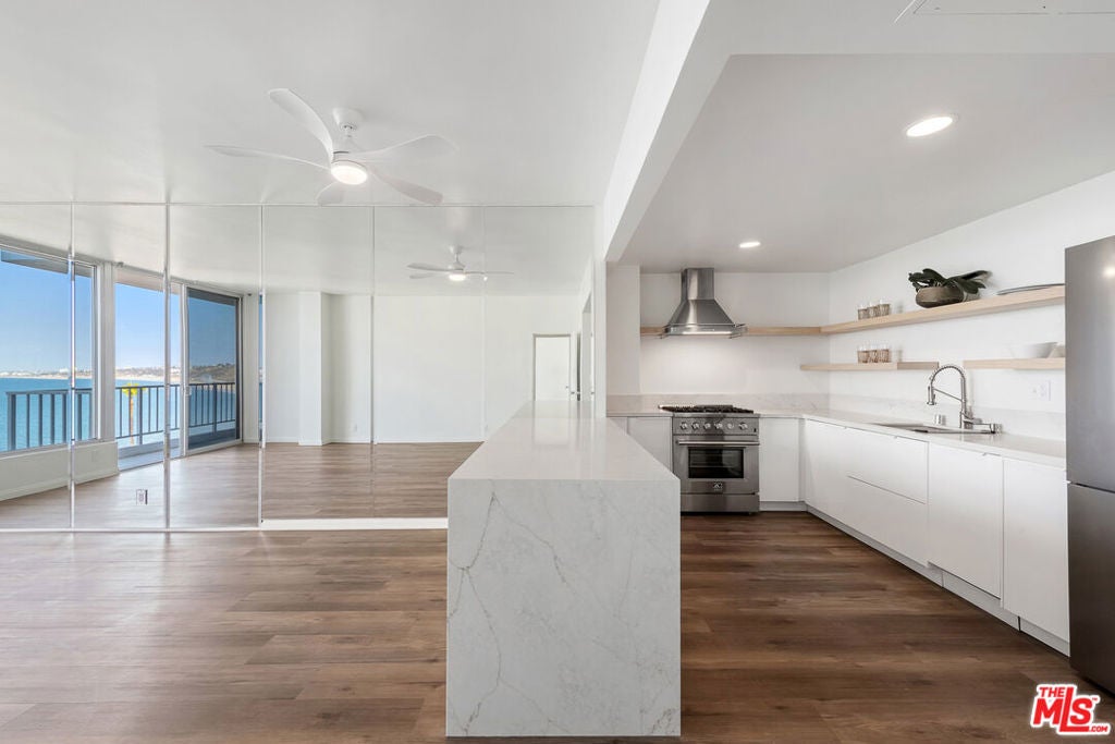 17350 W Sunset Boulevard 703C