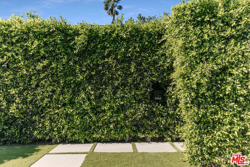 Photo of 2643 Stoner Avenue, Los Angeles, CA 90064 (MLS # 26674027)