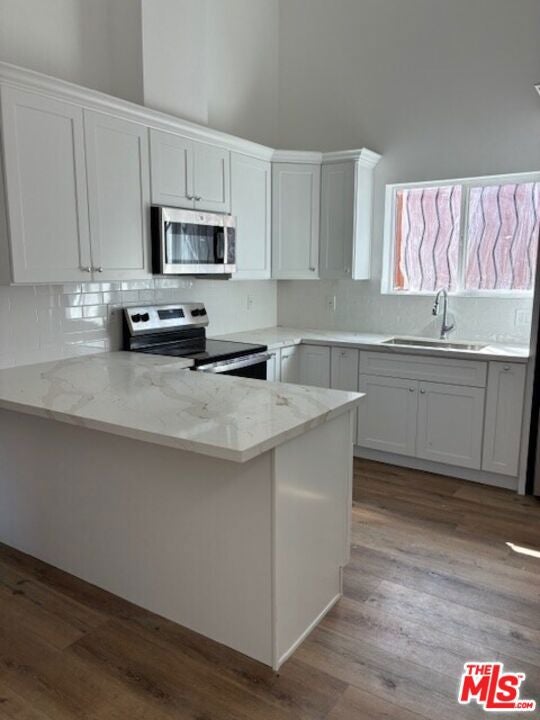 449 W 74th Street