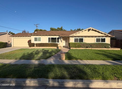 Photo of 521 Debbie Street, Newbury Park, CA 91320 (MLS # 226003370)