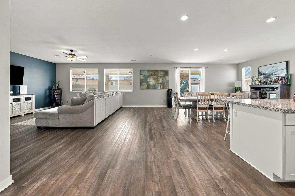 14015 Cosentino Way