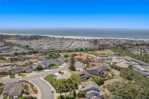 Tiny photo for 261 Coral Court, Pismo Beach, CA 93449 (MLS # PI26166328)