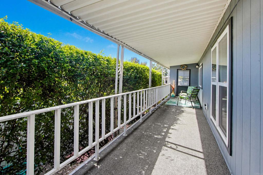 276 N El Camino Real 220