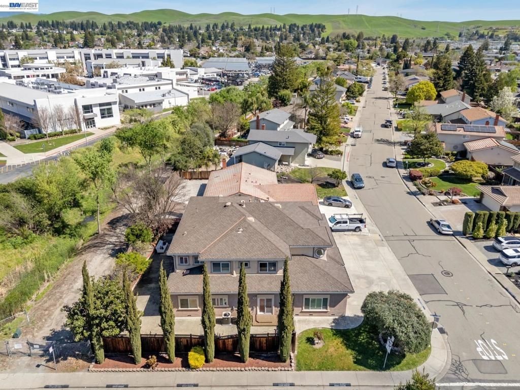 Photo of 3172 Riviera Way Way, San Ramon, CA 94583 (MLS # 41127594)