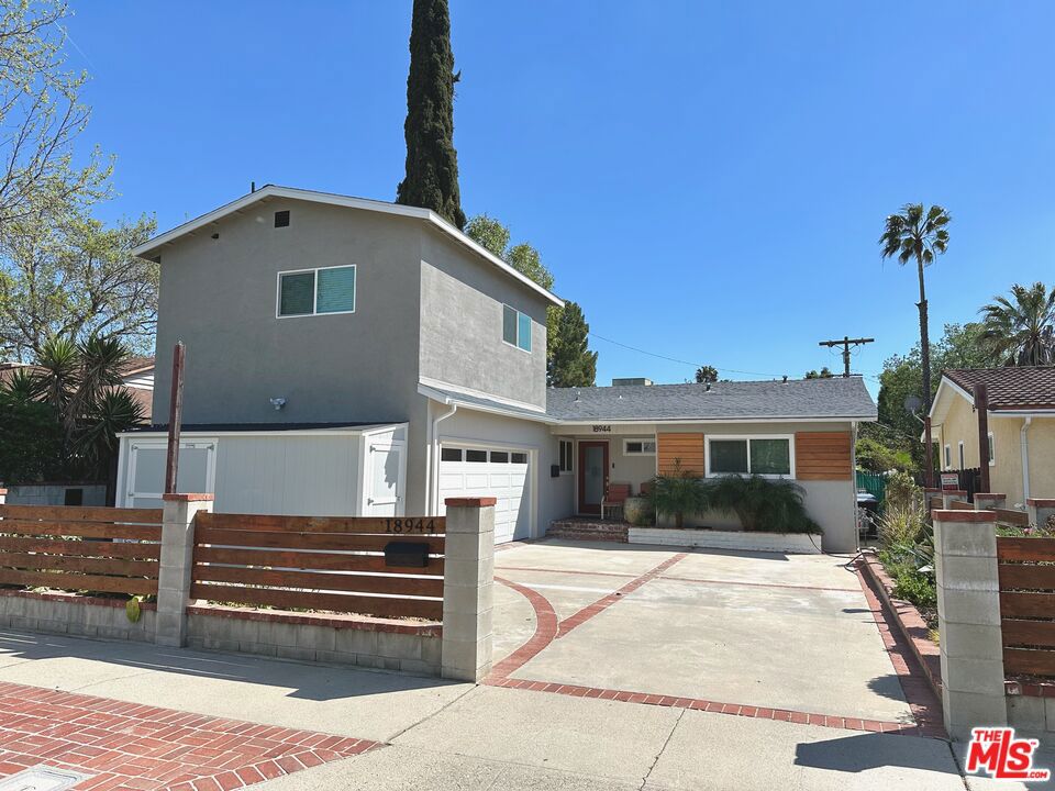 You've found the perfect, newer 1-bedroom ADU that checks all the boxes. Enter through a private, gated entry to a light and bright upper unit with no directly adjoining walls to the main home. Take in the birds-eye / treetop view from every angle! This 1 bed / 1 bath home has been thoughtfully designed with a living area and closet, kitchen with soft close cabinets, quartz countertop, stainless steel appliances, and cabinet slide outs for efficient storage. The bedroom even features a built in closet organizer and ceiling fan to economically cool during the summers! And, the bathroom is fully equipped with premium finishes and plenty of storage. Complete with 1 off-street parking spot, your own private laundry with additional storage, mini-split heat & air conditioning units, recessed lighting throughout, exterior lighting on remote and sensor, and insulating dual pane windows. Pets welcomed on a case-by-case basis. Available immediately. Welcome home!