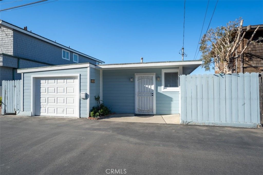Photo of 35697 Beach Road, Dana Point, CA 92624 (MLS # LG26019652)