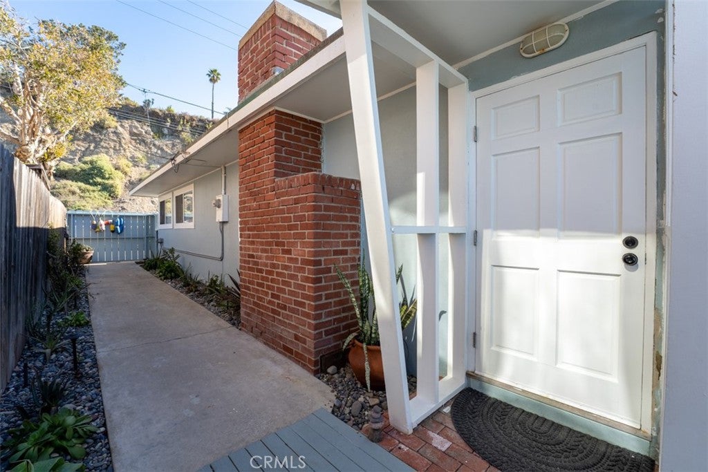 35697 Beach Road 35697 Beach Road