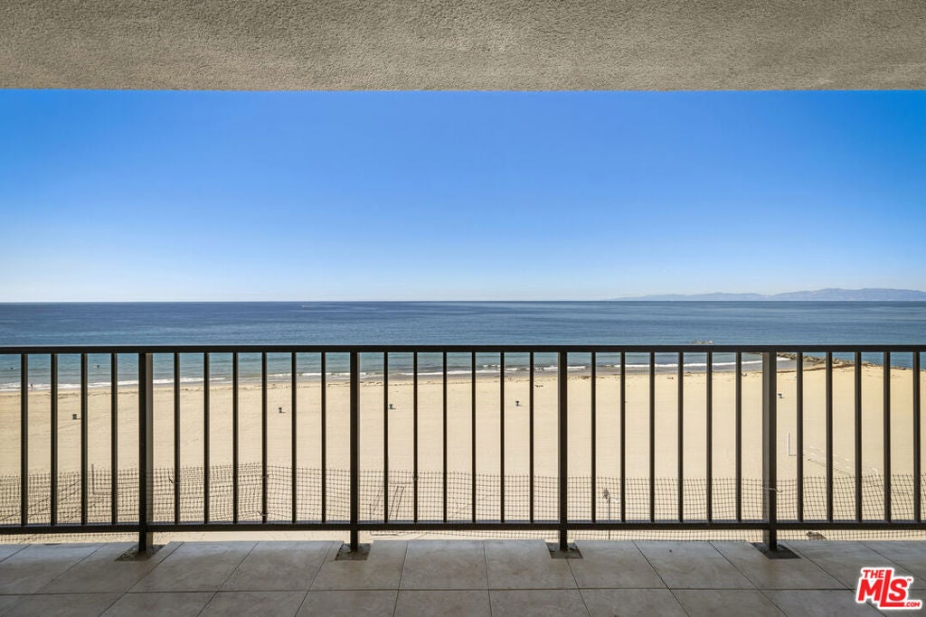 721 Esplanade 306