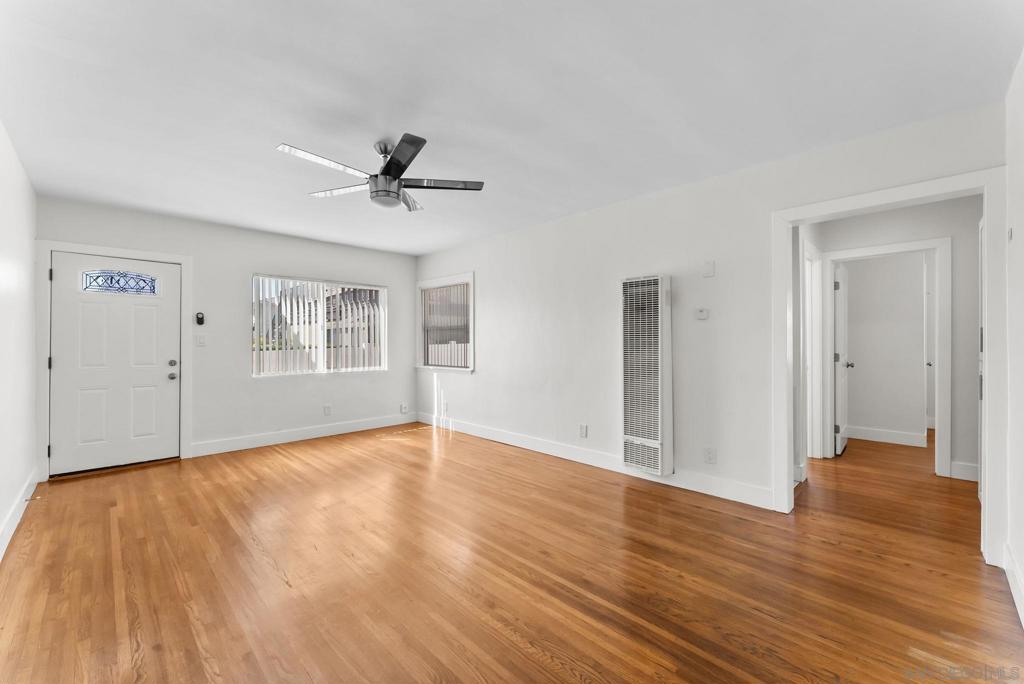 4454 60 52nd Street