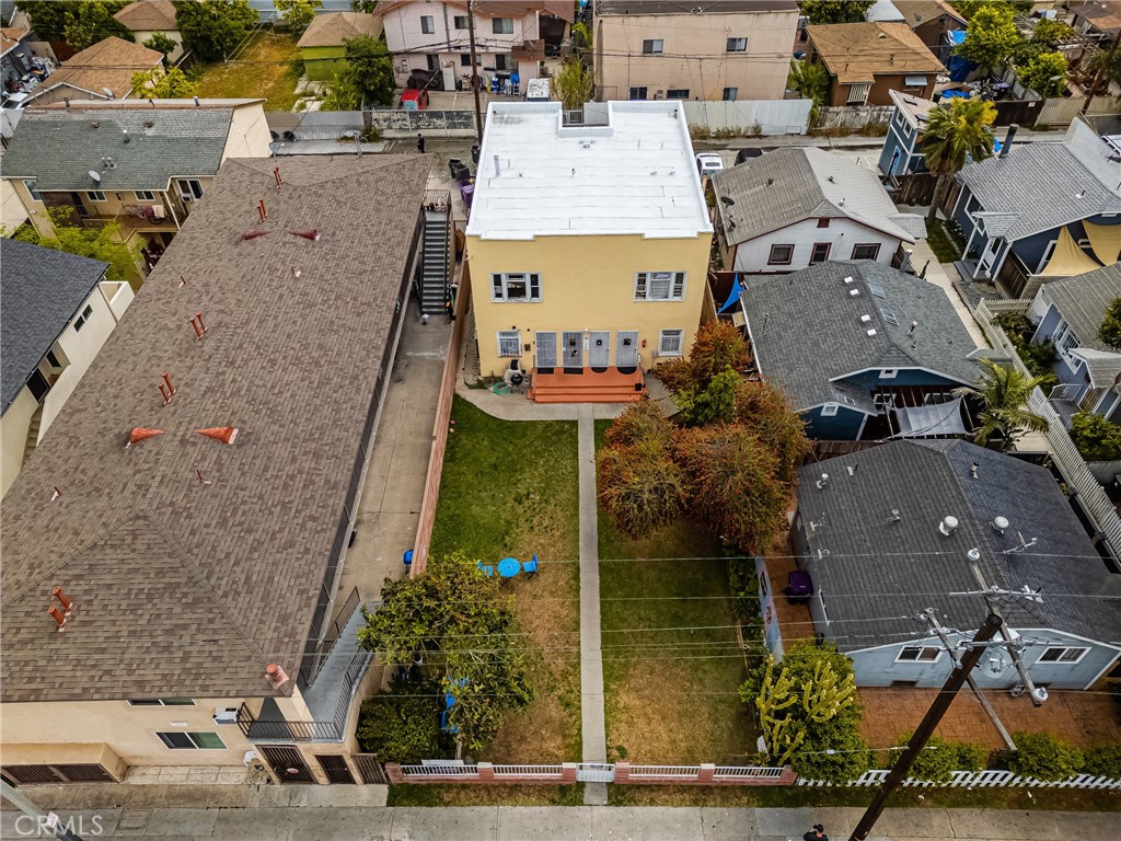1364 Cherry Avenue