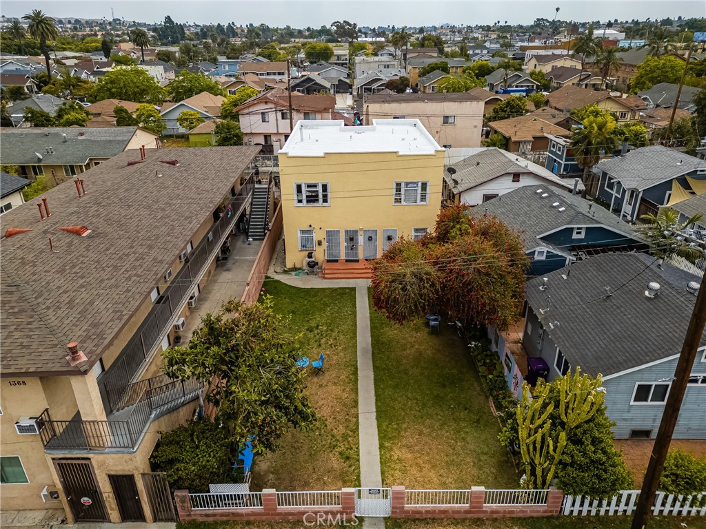 1364 Cherry Avenue