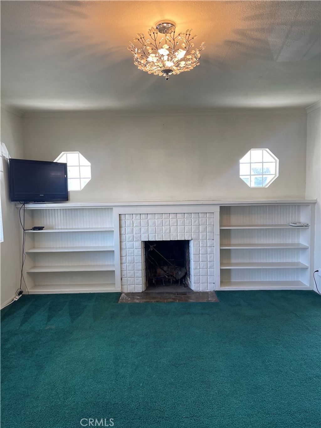 Photo of 5157 Arlington Avenue, Los Angeles, CA 90043 (MLS # DW25248995)