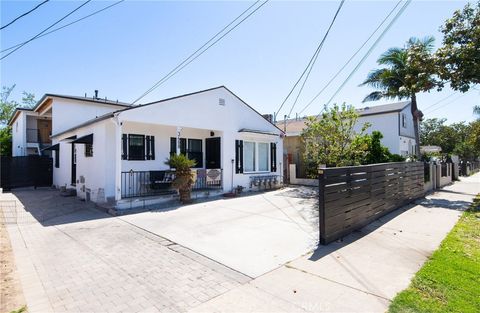 Photo of 3468 W 71st Street W, Los Angeles, CA 90043 (MLS # DW25252658)