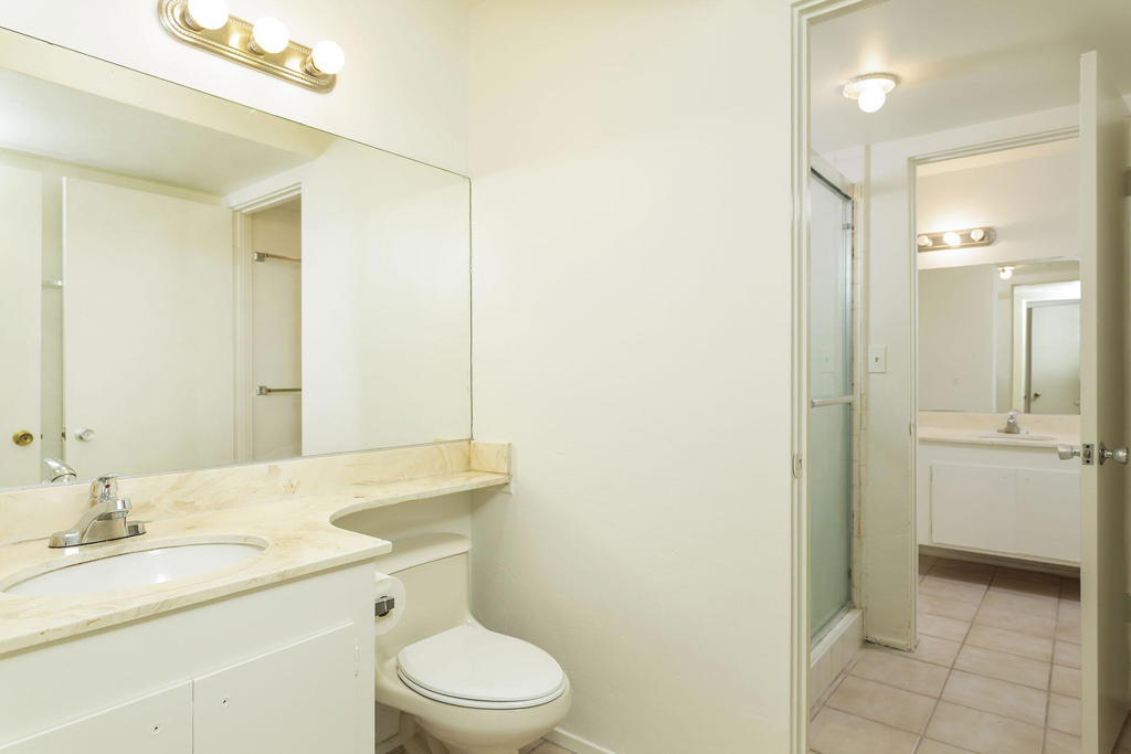 Chalet Palms - Residential