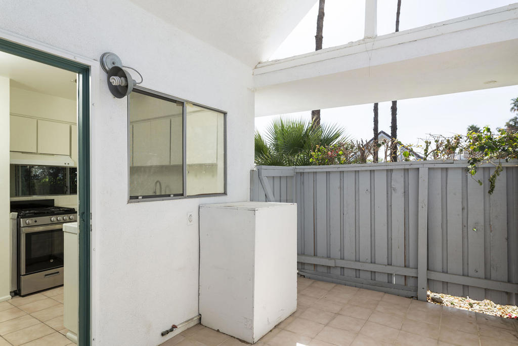 Chalet Palms - Residential