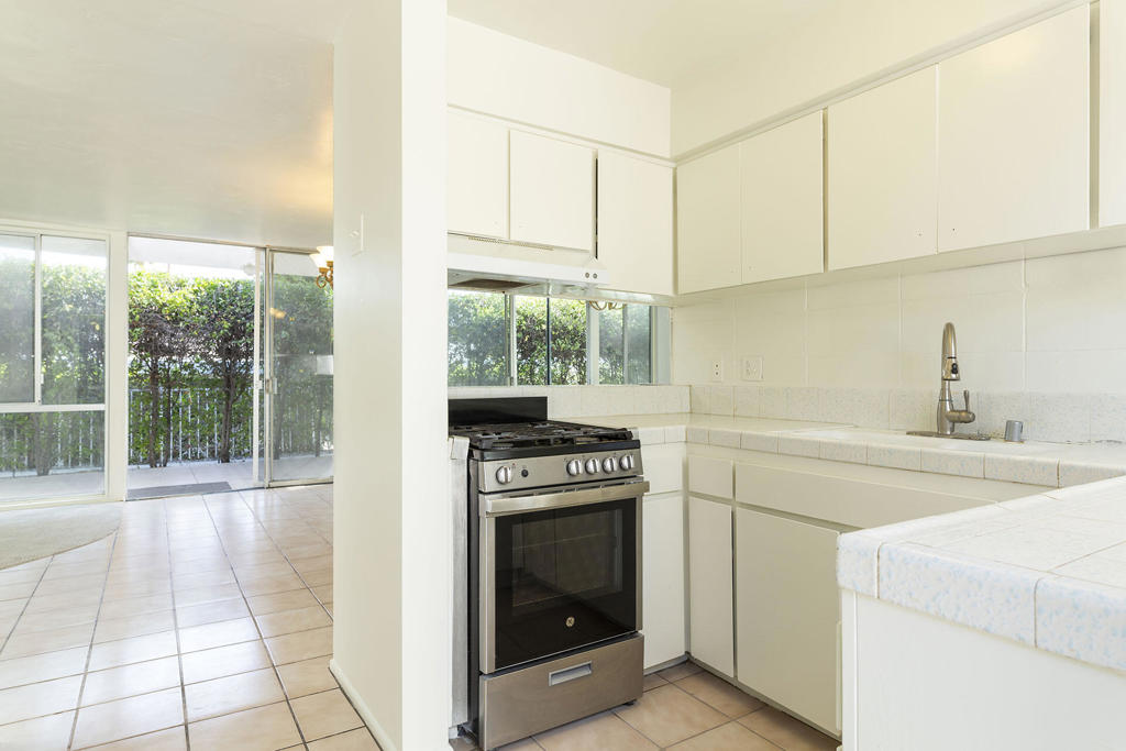Chalet Palms - Residential