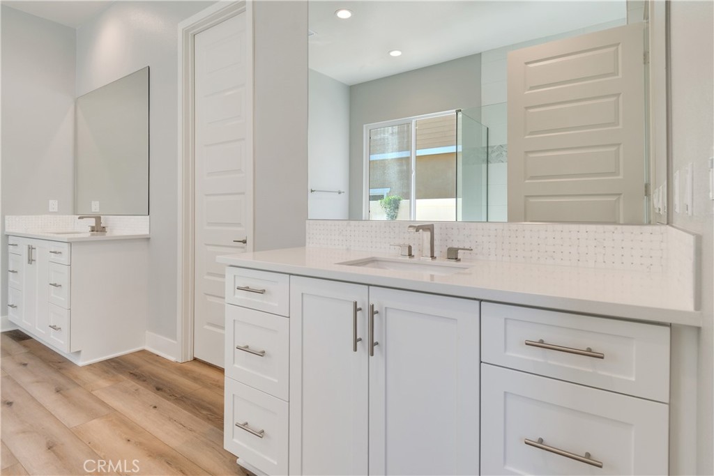 Pacific Royal Oaks - Residential