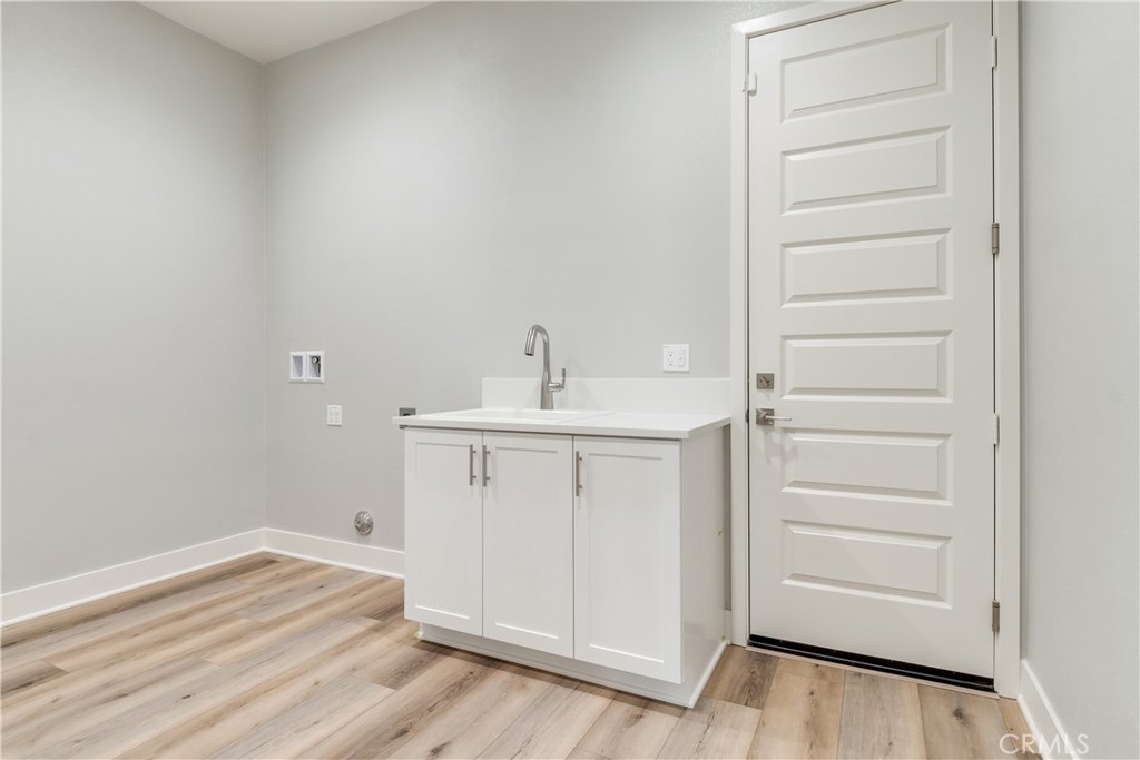 Pacific Royal Oaks - Residential