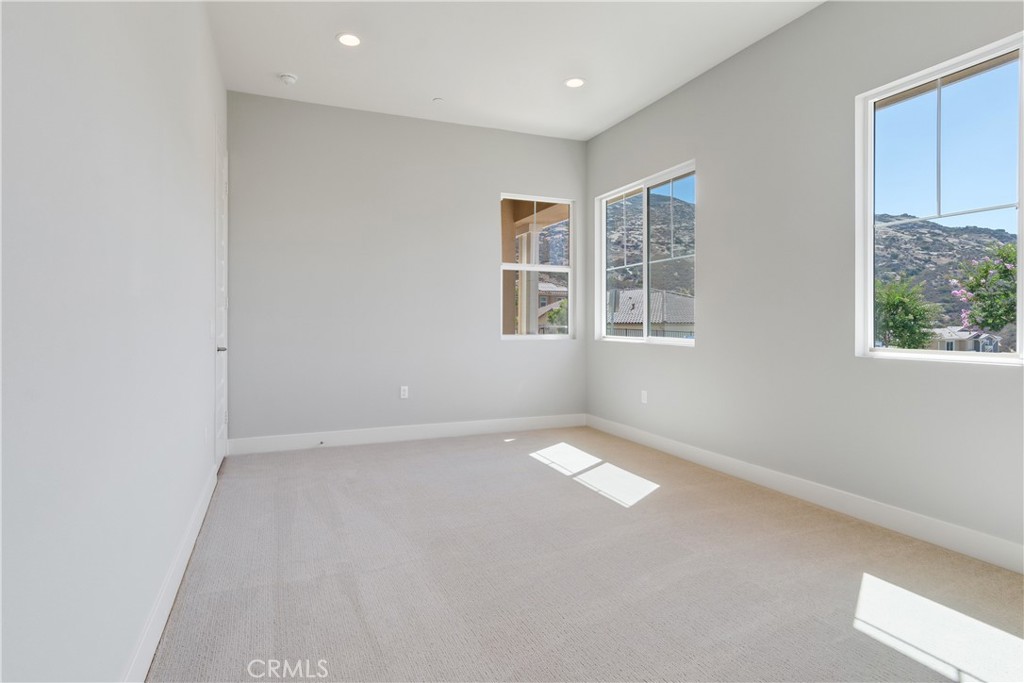 Pacific Royal Oaks - Residential