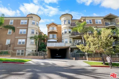 917 S New Hampshire Avenue Unit 202, Los Angeles, CA 90006 - MLS#: 26654981