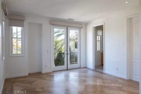 Tiny photo for 3 Via Burrone, Newport Coast, CA 92657 (MLS # NP25249988)