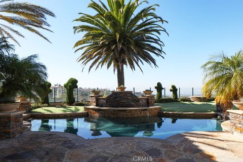 Tiny photo for 3 Via Burrone, Newport Coast, CA 92657 (MLS # NP25249988)