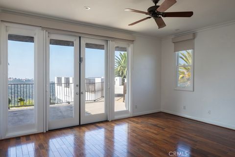 Tiny photo for 3 Via Burrone, Newport Coast, CA 92657 (MLS # NP25249988)