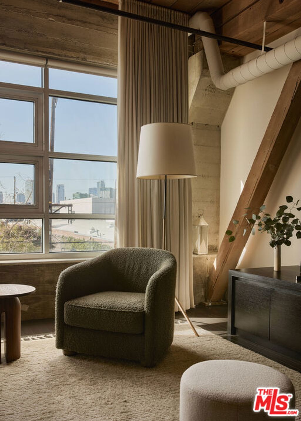 Photo of 530 S Hewitt Street #343, Los Angeles, CA 90013 (MLS # 26633439)