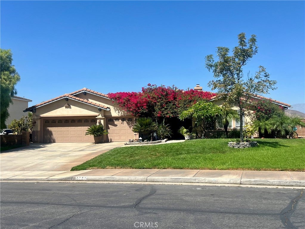 4751 Ridge Point