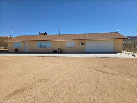 Photo of 51063 Joshua Tree Rd, Landers, CA 92285 (MLS # OC26093026)