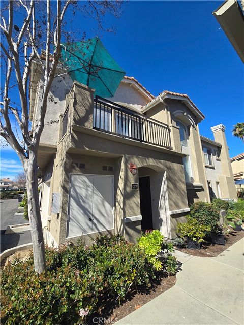 Photo of 27 Via Barcelona, Rancho Santa Margarita, CA 92688 (MLS # PW26040392)
