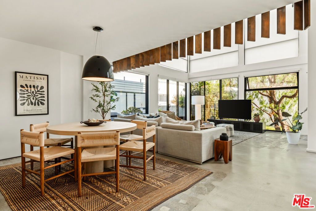 Photo of 700 Main Street #15, Venice, CA 90291 (MLS # 24460553)