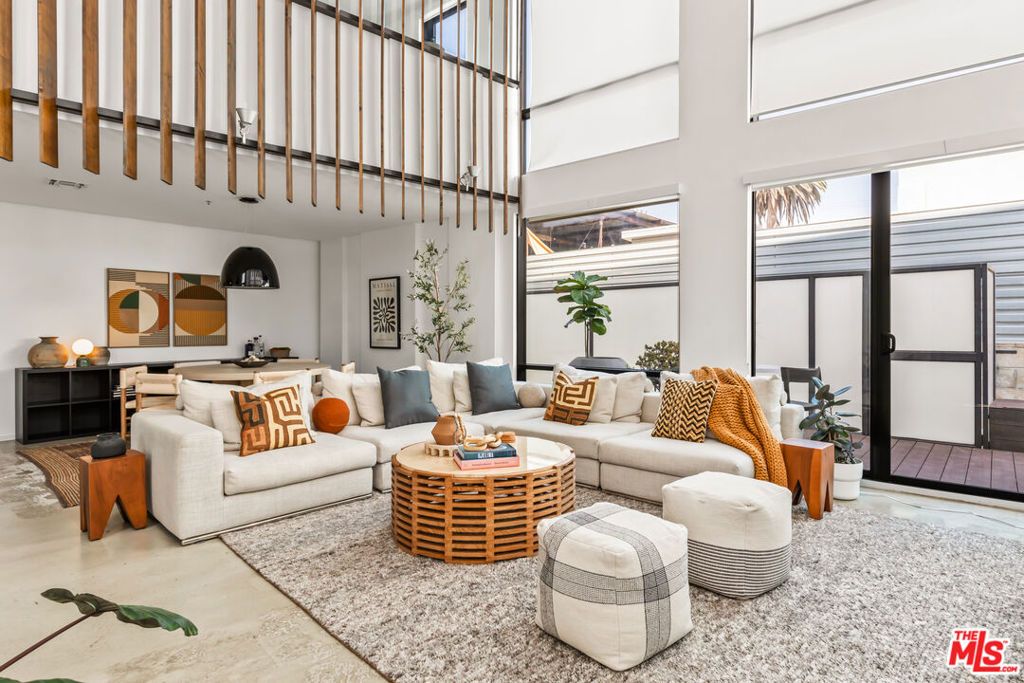 Photo of 700 Main Street #15, Venice, CA 90291 (MLS # 24460553)