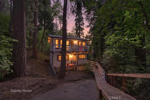 Photo of 802 Knight Court, Lake Arrowhead, CA 92352 (MLS # IG26110294)
