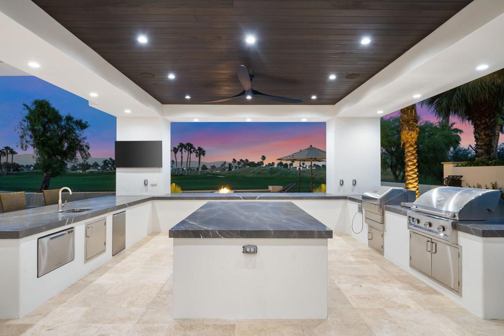 The Hideaway - Residential