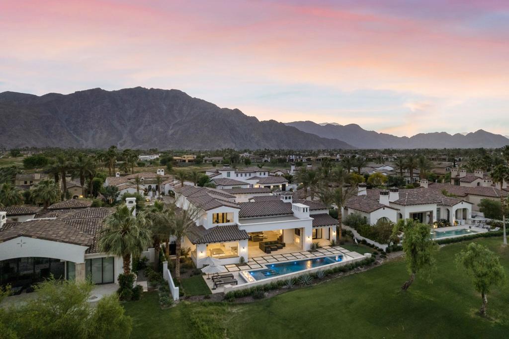 The Hideaway - Residential