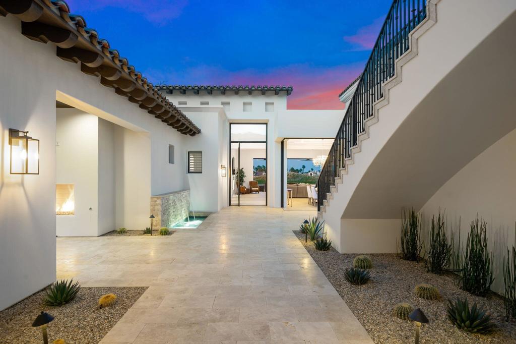 The Hideaway - Residential