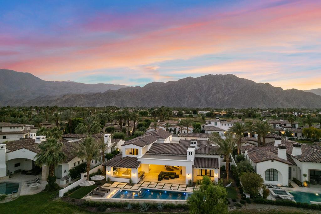 The Hideaway - Residential