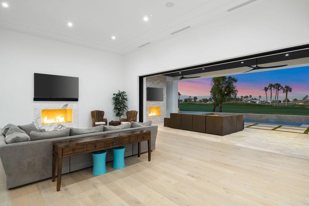 The Hideaway - Residential