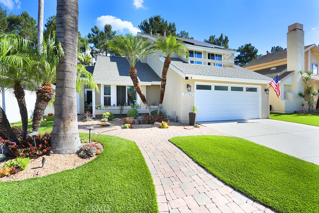 Pinecrest - Residential