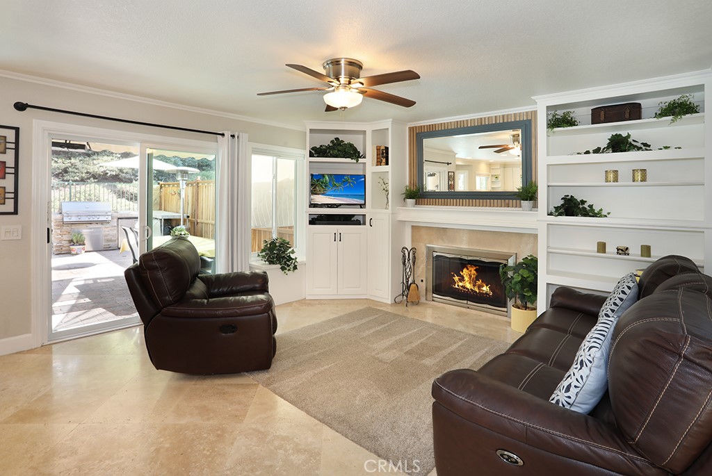Pinecrest - Residential