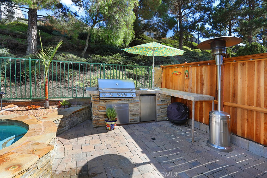 Pinecrest - Residential