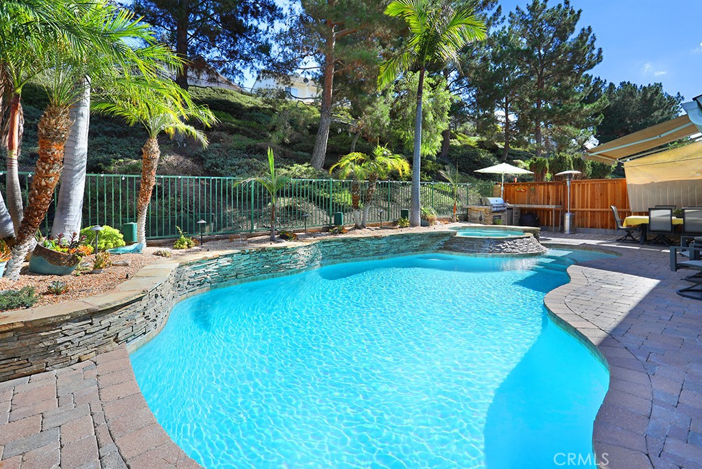 Pinecrest - Residential