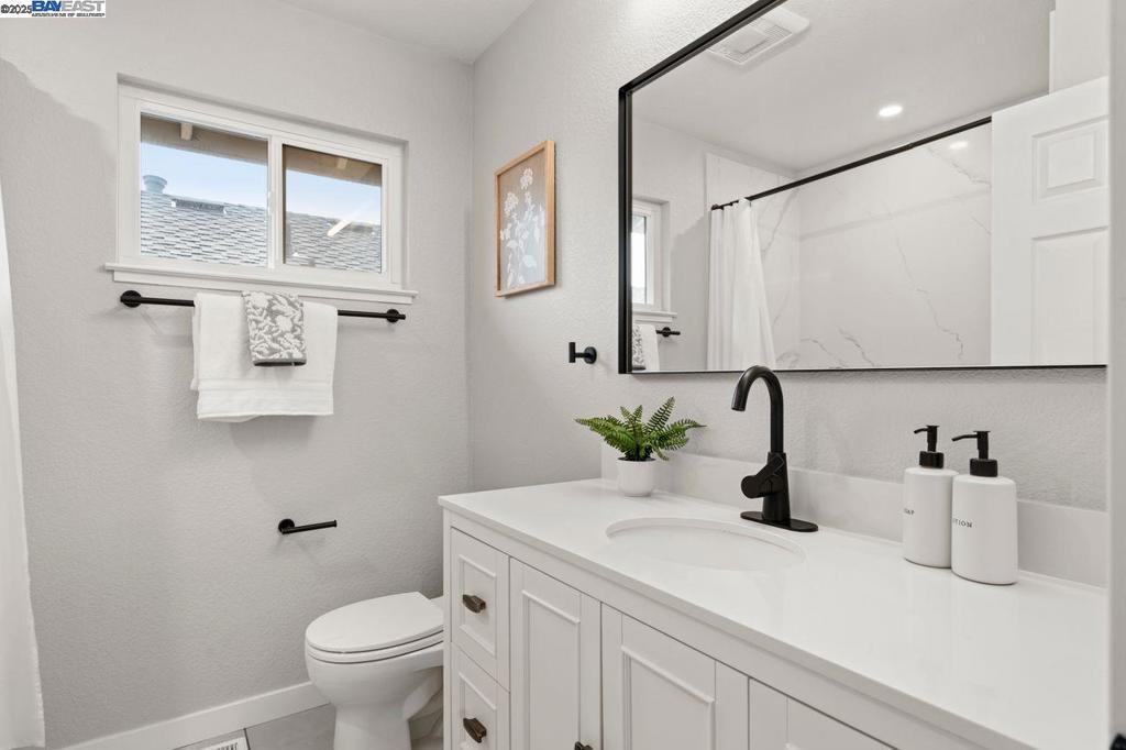 CASTRO VALLEY HT - Residential