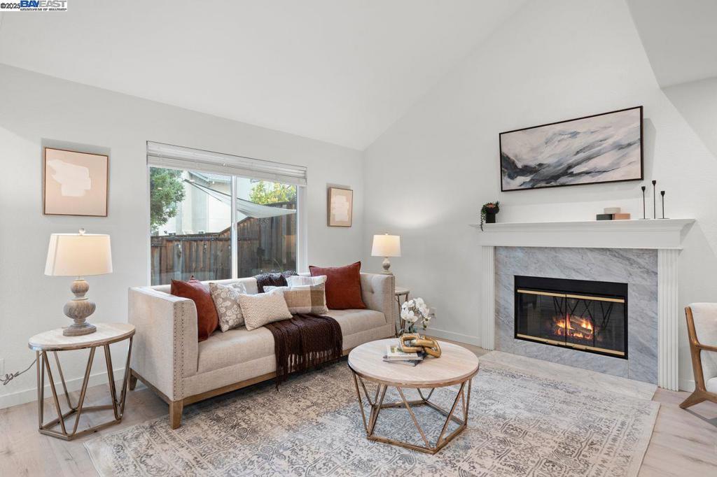 CASTRO VALLEY HT - Residential