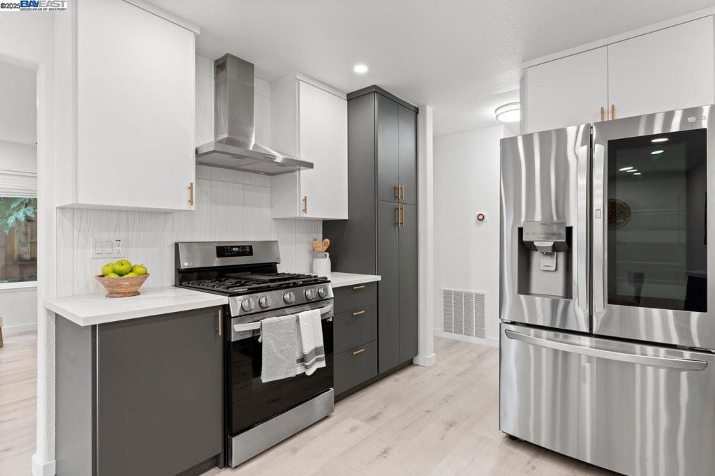 CASTRO VALLEY HT - Residential