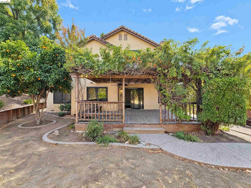 3141 Ferngrove Way