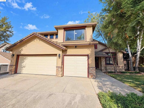 Photo of 3141 Ferngrove Way Way, Antioch, CA 94531 (MLS # 41152567)